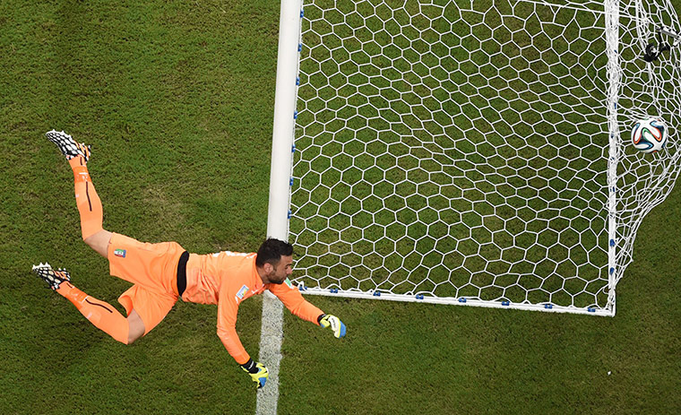 England versus Italy: Italy's goalkeeper Salvatore Sirigu