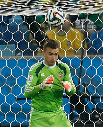 Akinfeevs howlers: Russia's Igor Akinfeev drops the ball 