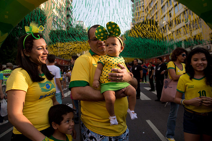 Brazil: The Alzirao street party