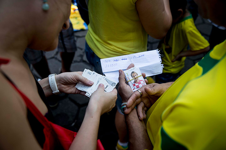 sport: Street sellers