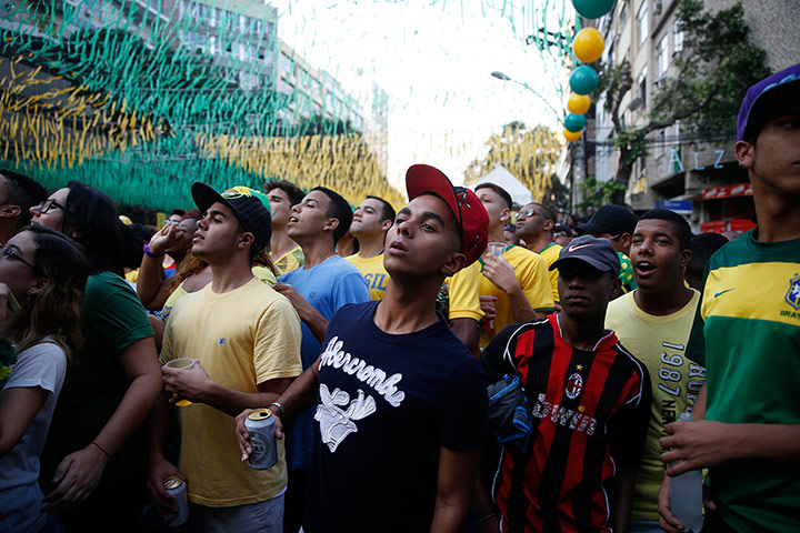 sport--: The Alzirao street party