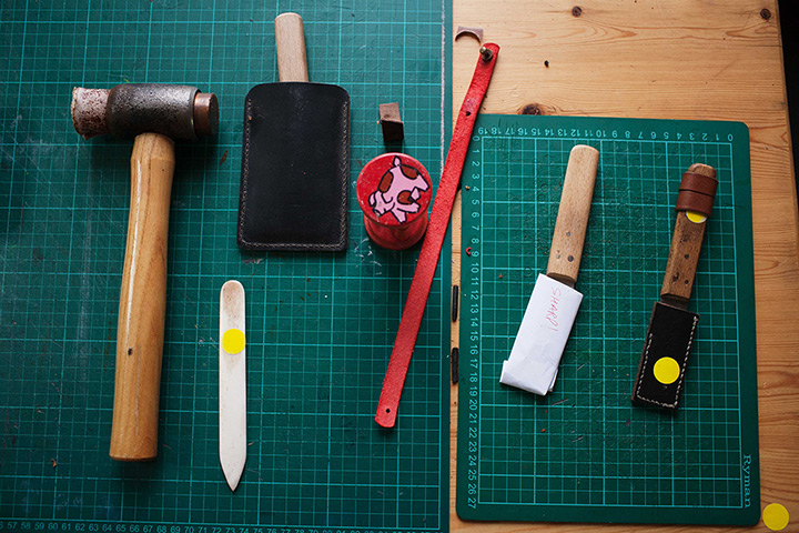 How to make a leather bag: Pembrokeshire Leatherwork Workshop