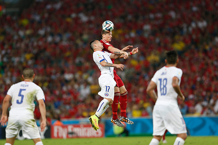 spain v chile : Fernando Torres 