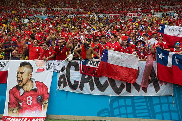 Spain versus Chile: Chile fans