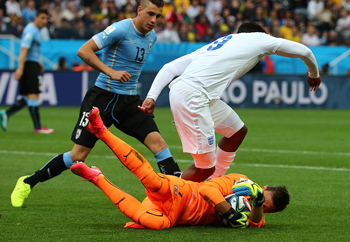 sport...: Group D - Uruguay vs England