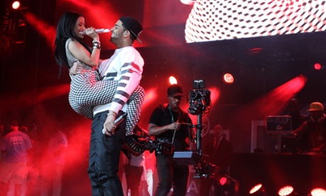 Nicki Minaj Drake hot 97 summer jam