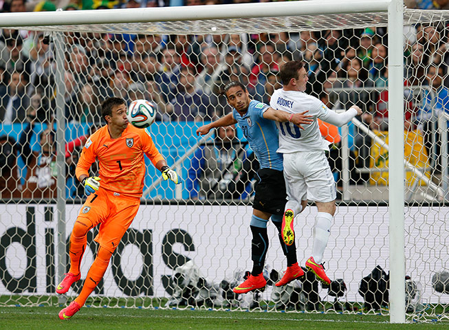 sport--: Uruguay v England