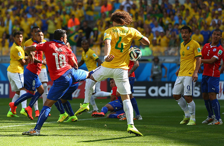 Brazil v Chile: Brazil v Chile: Round of 16 - 2014 FIFA World Cup Brazil