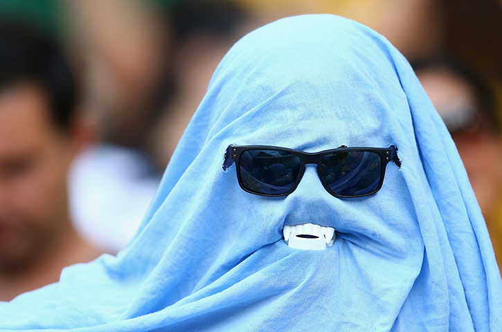 where's luis: Uruguay fan