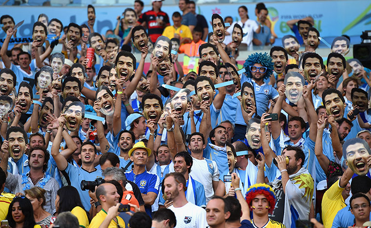 where's luis: Suarez masks