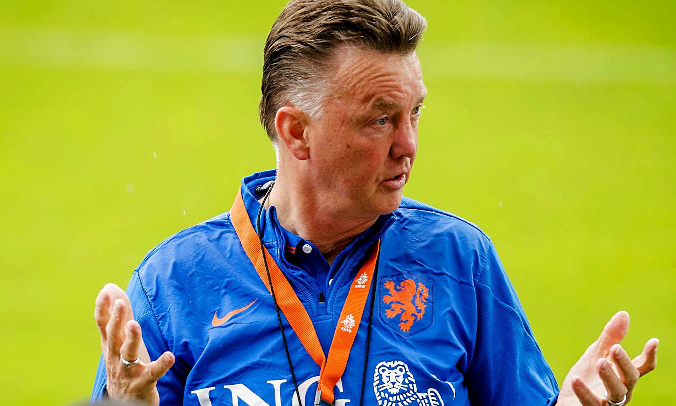 World Cup 2014: Louis van Gaal to keep Holland happy by winning