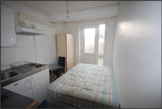 This 'compact' studio flat near Kings Cross station caused an uproar when it let for £170 a week. Photograph: Rightmove