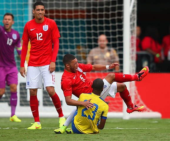 England v ecuador: Oxlade-Chamberlain