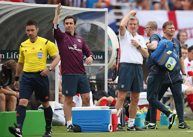 eng v hon: Gary Neville and Roy Hodgson