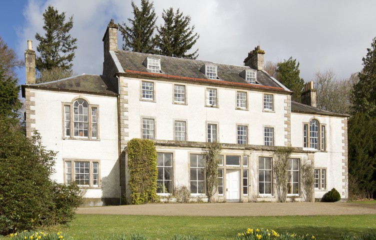 Snooping around : Manor in Roberton, Roxburghshire