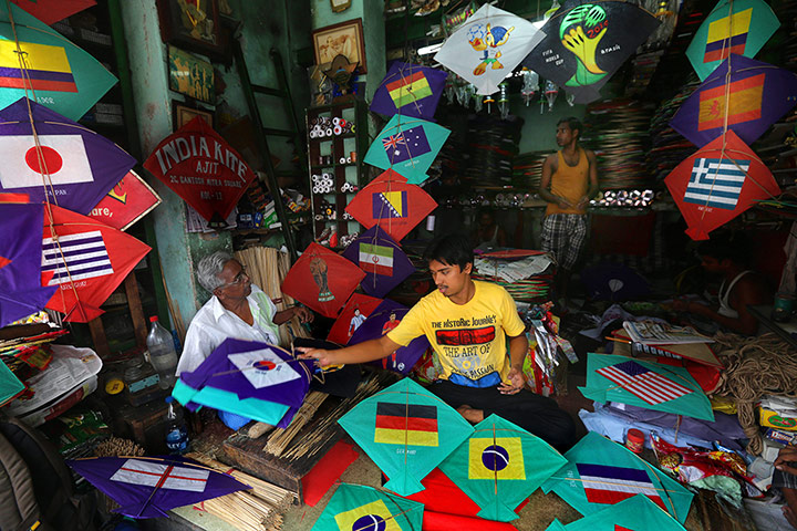 world cup fever: Kite makers