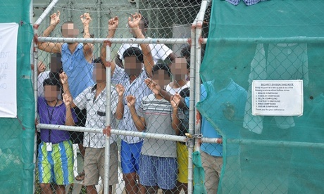 Detainee who lost eye in Manus Island violence sues government and G4S