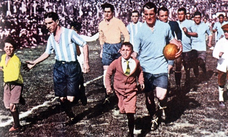 1930: Uruguay 4-2 Argentina