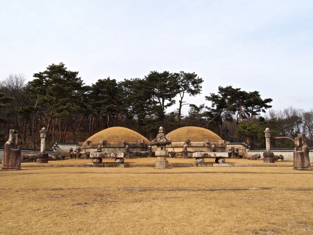 10 Hwarangdae (Gangneung) – The royal tombs of the Joseon dynasty were collectively named a UNESCO World Heritage Site in 2009.  Of these, Gangneung, in northeastern Seoul, is one of the most accessible.  Here, stone guardians watch over the burial mounds of King Myeongjong (r. 1545-1567) and his wife, Queen Insoon.