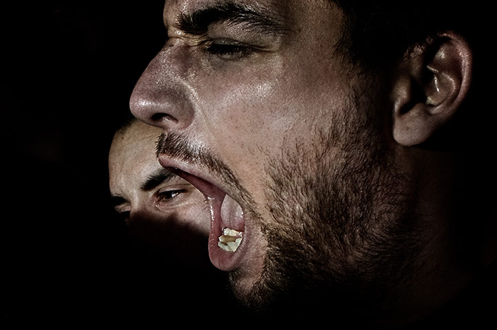 Weekend - Skinheads : man screaming during a demonstration against Berlusconi