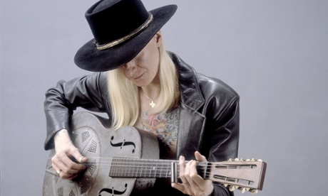 Johnny Winter in Chicago in 1984.