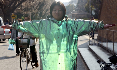 A demonstration of optical camouflage