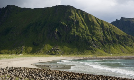 The rugged beach beach at Unstad