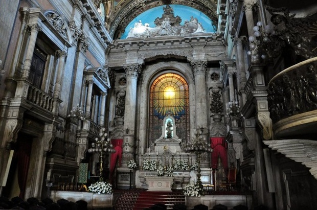 'An internal image of the Candelaria church in the center of Rio de Janeiro.'