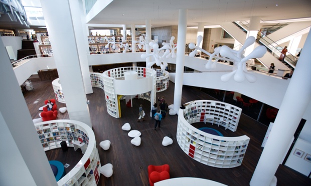 The Openbare Bibliotheek Amsterdam (Amsterdam Public Library) is Europe’s largest public library – but it’s not just about books. This sleek building feels more like a modern art museum and is the perfect place to sit and read while looking out of the large south-facing windows over the city.