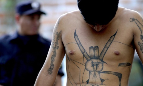 ms 13 devil horns hand