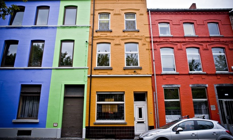 As part of Dulux's Let's Paint campaign, the company donated 15,000 litres of paint to give the city