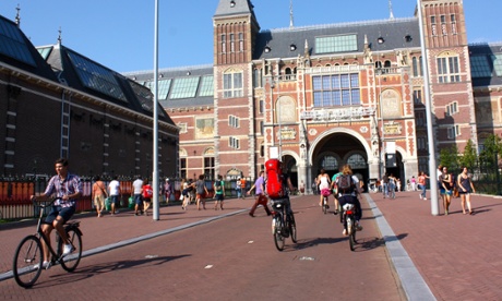 Cycling under Amsterdam Rijksmuseum