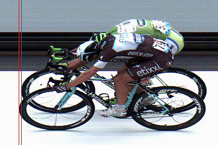 Best TDF 2014: photo finish image Italy's Matteo Trentin 1st