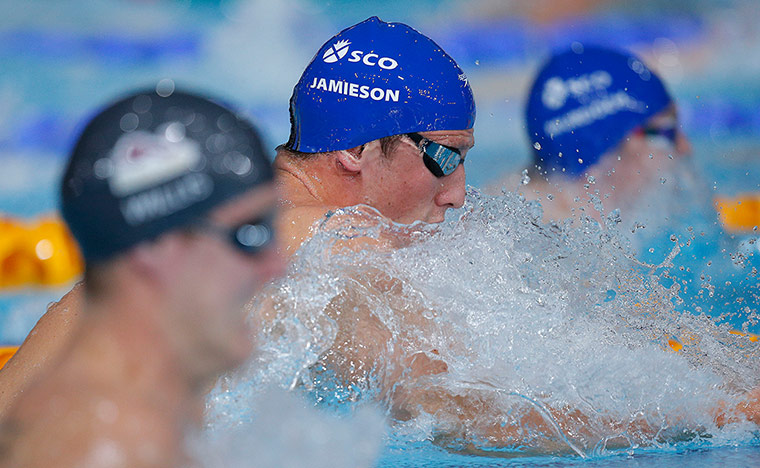 Tom Jenkins day one: Jamieson ploughs through the water