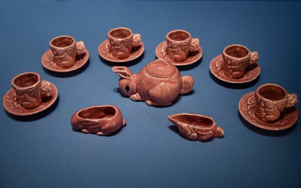 A tea set belonging to Queen Elizabeth from around 1930