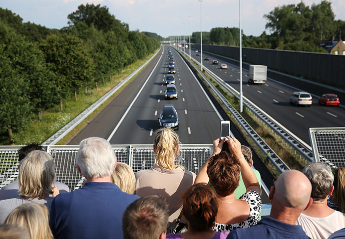 20 photos: repatriation of the victims of MH17