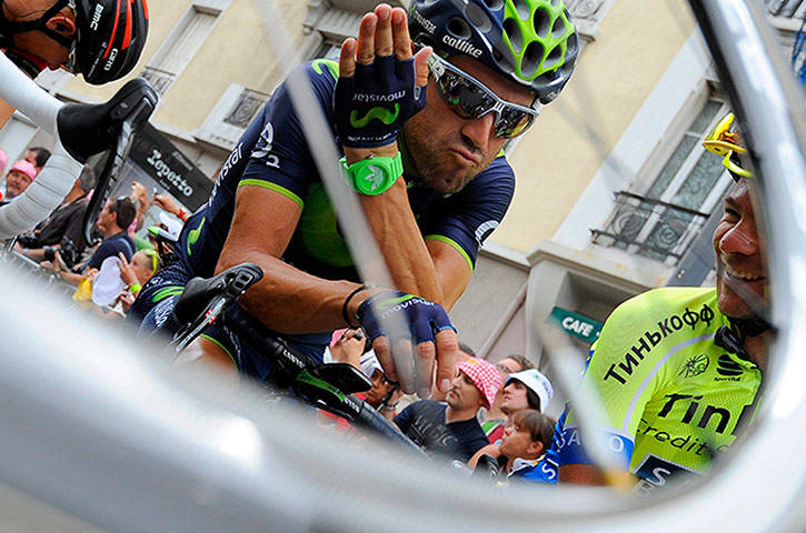 Best TDF 2014: Movistar procycling team rider Alejandro Valverde shares a joke
