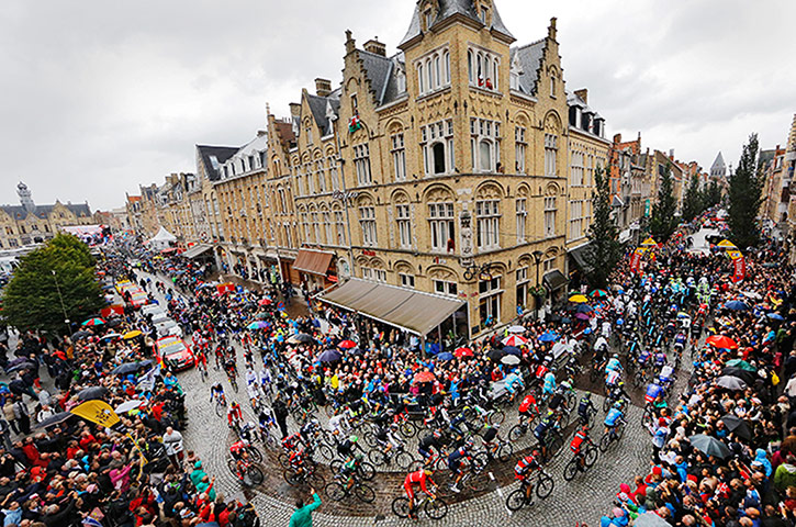Best TDF 2014: The peleton of riders start 5th Ypres