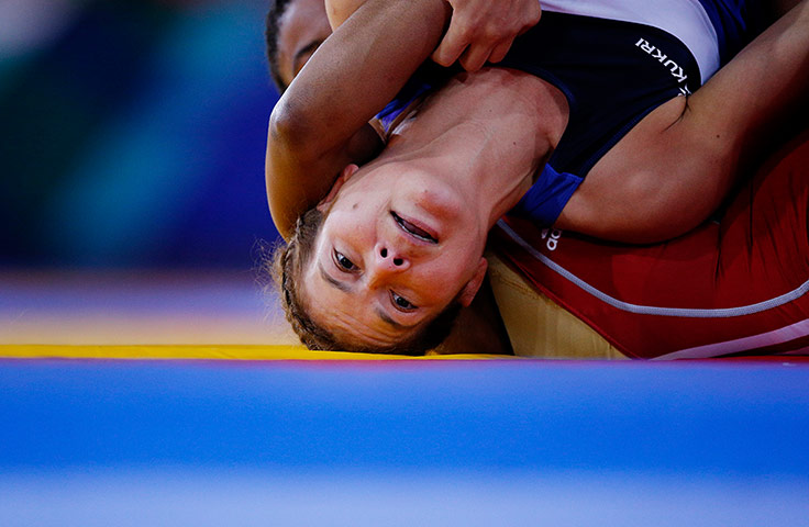 Commonwealth Games: Commonwealth Games day six