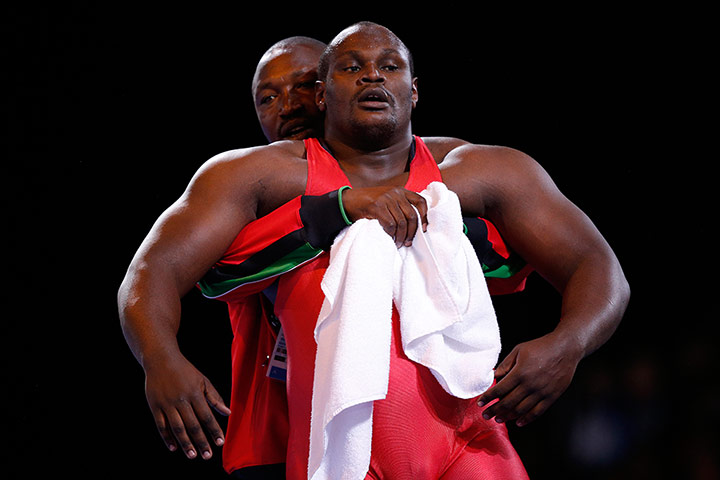 Commonwealth Games: Commonwealth Games day six