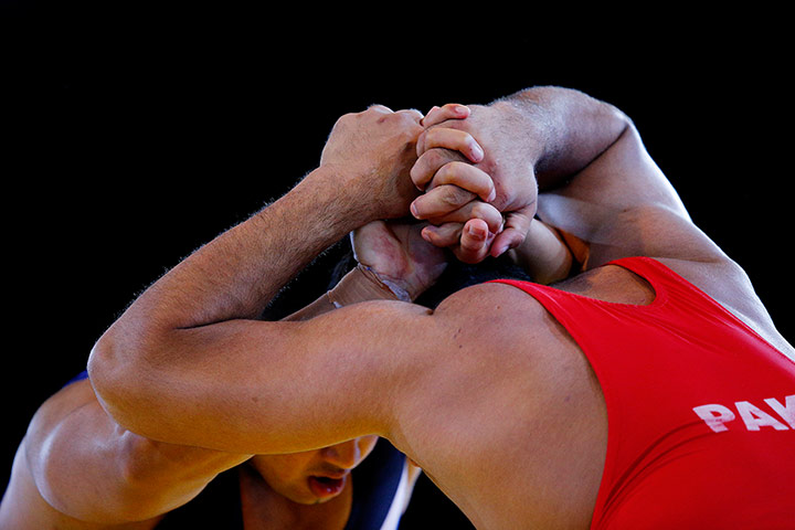 Commonwealth Games: Commonwealth Games day six