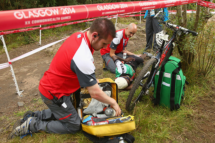 Women's Mountain Biking: Kenya's Mary Wanjika Muchina receives medical attention