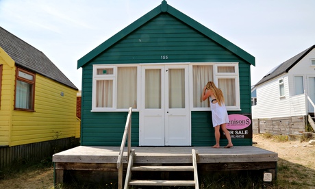 Dorset beach hut on market for £225,000