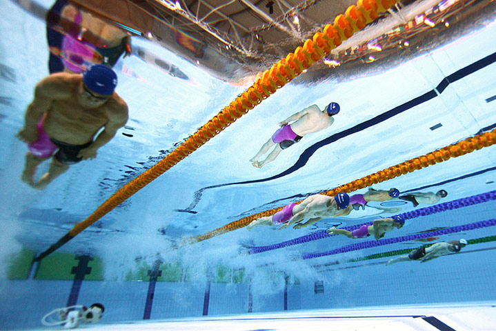 underwater: Ross Murdoch