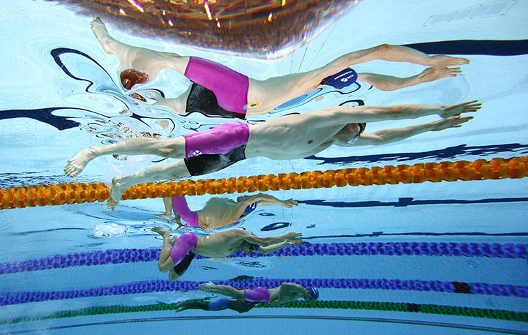 underwater: Ross Murdoch of Scotland 