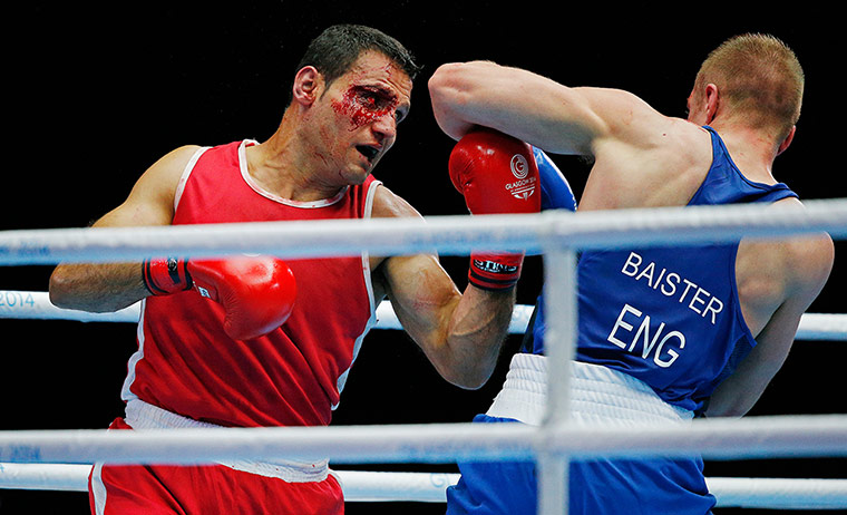 boxing: Samir El-Mais