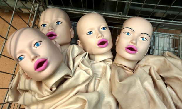 Inflatable doll being made Domax