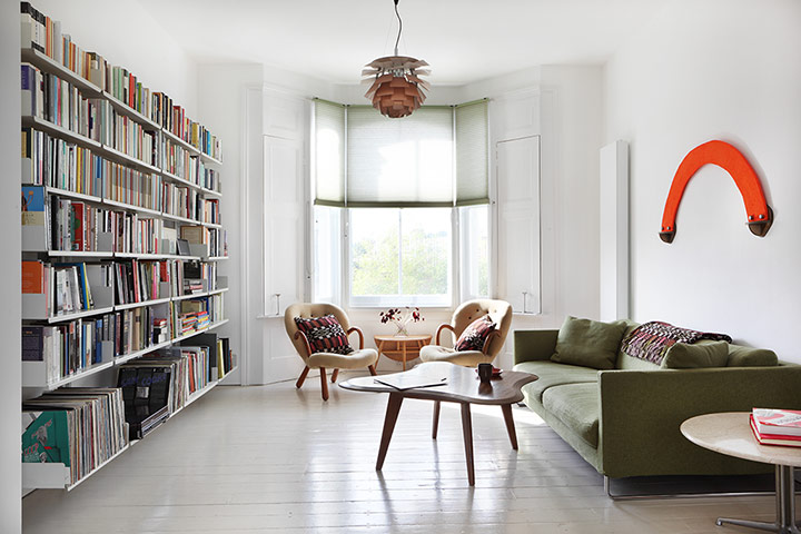 Space feature white house: Jimi Lee house