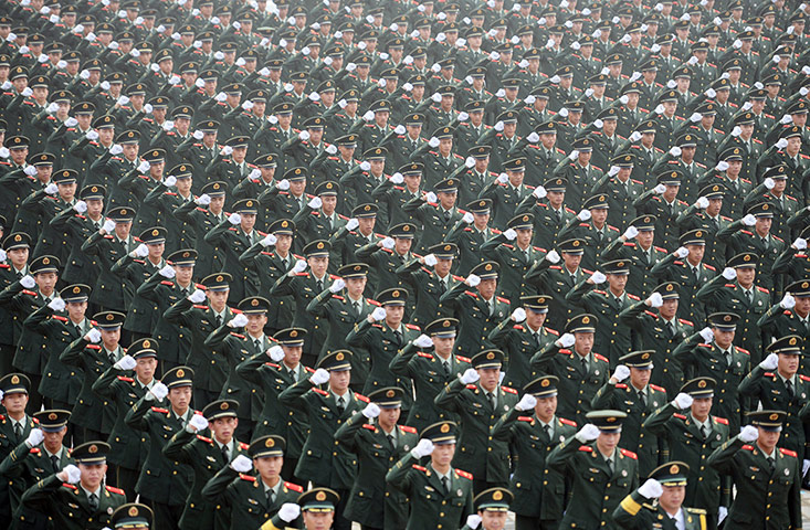 20 photos: Paramilitary policemen take pledge in China