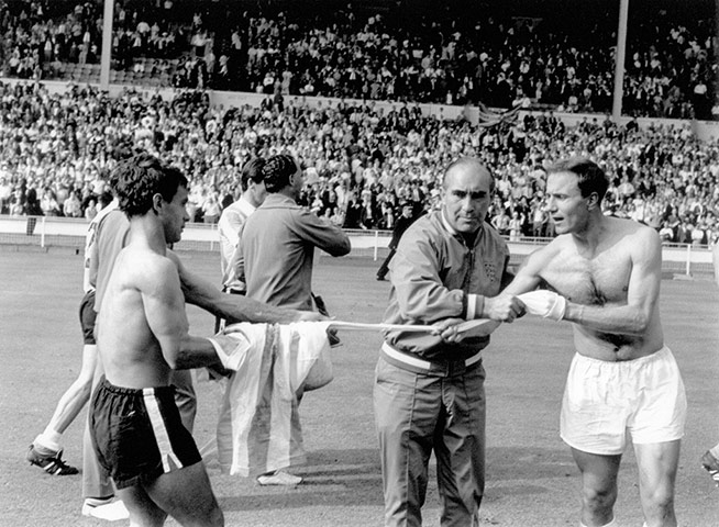 Best World Cup photos: Soccer - World Cup England 66 - Quarter Final - England v Argentina